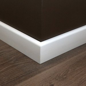 Плинтус MDF-M60 белый